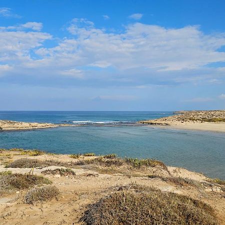Cozy Seaview Glamping Caravan HaBonim Bagian luar foto