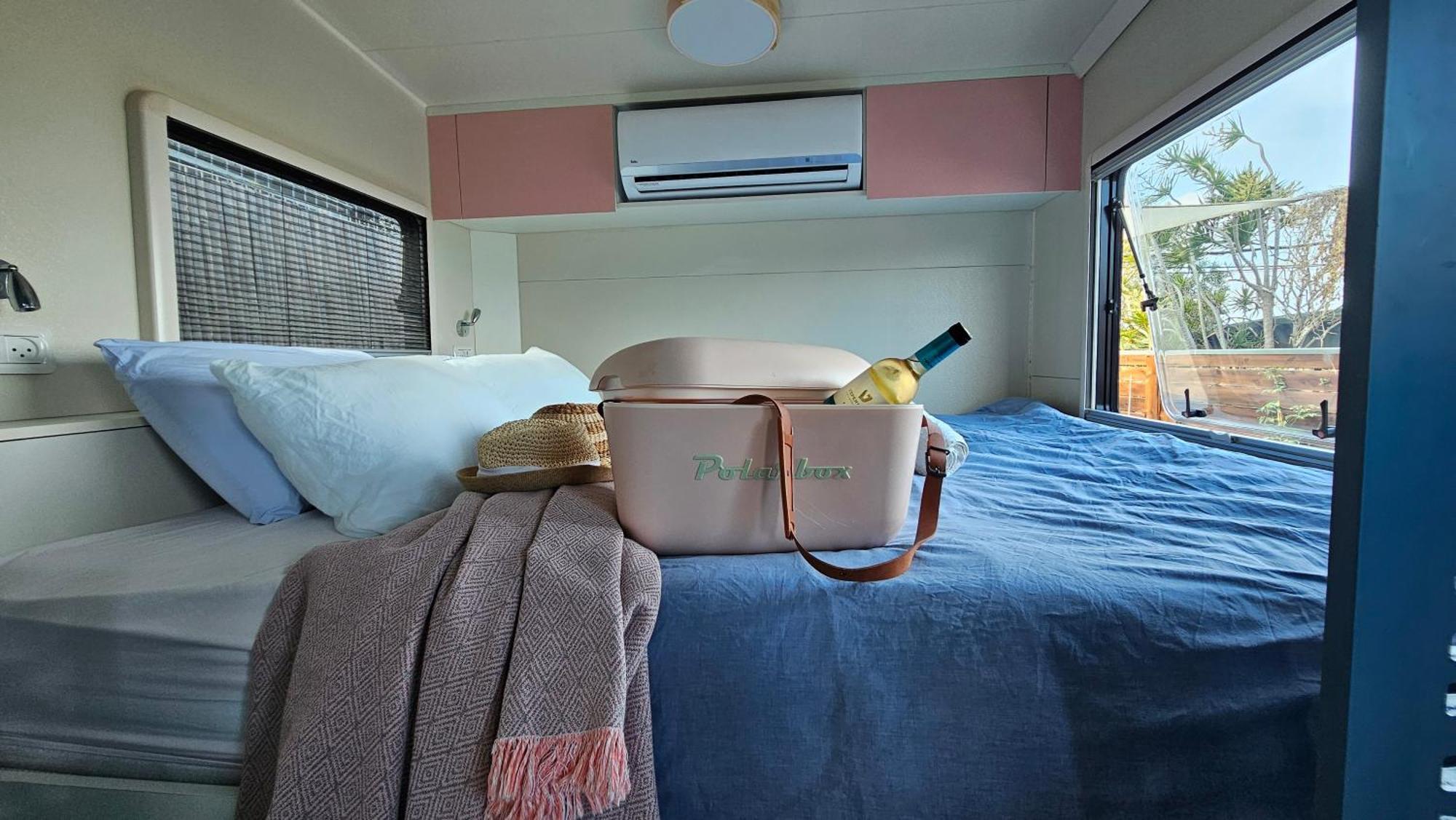 Cozy Seaview Glamping Caravan HaBonim Bagian luar foto